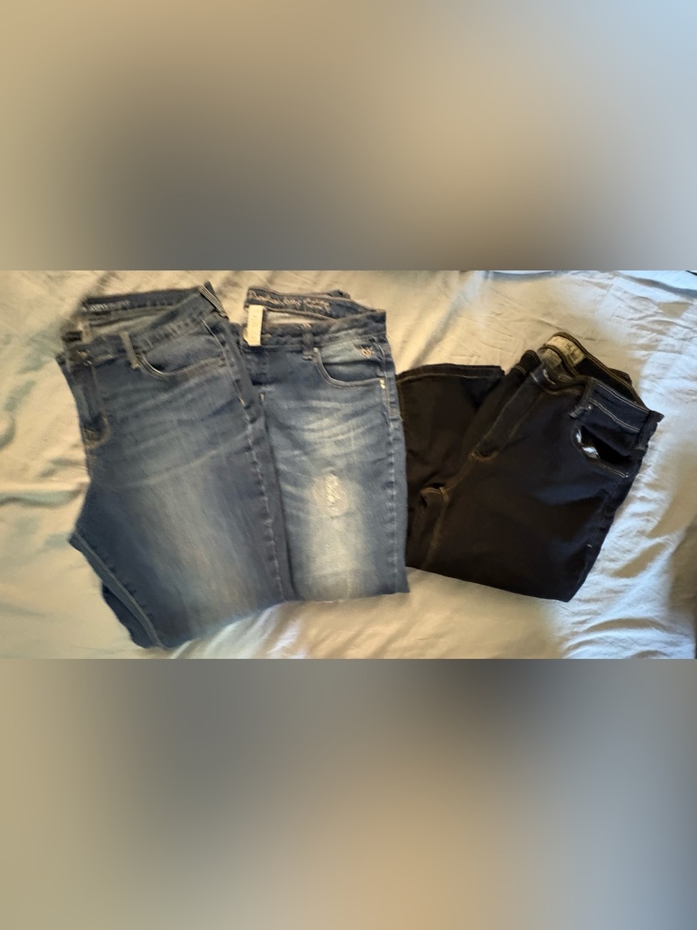 Like New 3-Pack Jeans Bundle - Light Wash Blue & blue Black capris & distressed